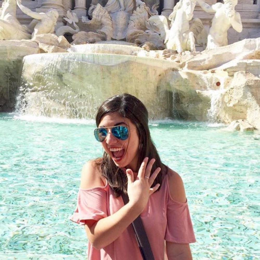 Meet your Posher, Cassie